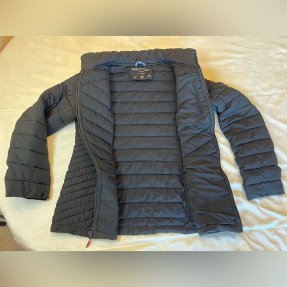 Nautica Women's Black Hooded Puffer jacket Size XL - Picture 9 of 10